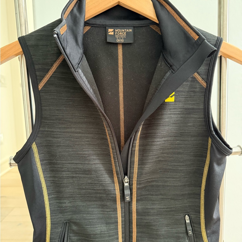 Mountain Force Women's Black Vest